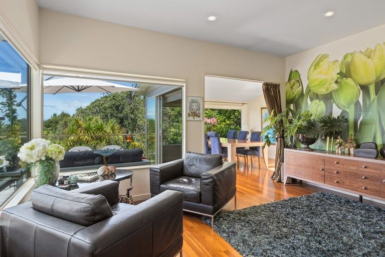 Photo of property in 17 Sykes Avenue, Hatfields Beach, Orewa, 0931