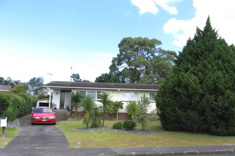 Photo of property in 8 Salamanca Road, Sunnynook, Auckland, 0620
