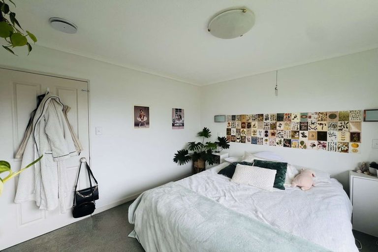 Photo of property in 30 Caroline Crescent, Highbury, Palmerston North, 4412