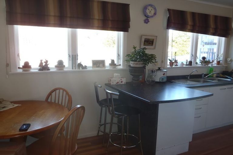 Photo of property in 69 Rangituhi Crescent, Takapuwahia, Porirua, 5022