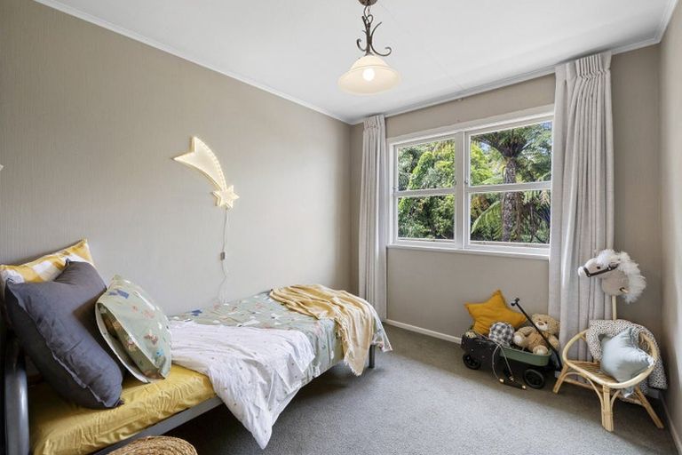 Photo of property in 49a Waiwaka Terrace, Strandon, New Plymouth, 4312