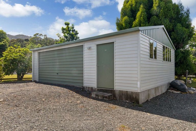 Photo of property in 2017 Rings Road, Coromandel, 3506