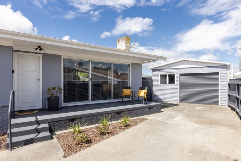 Photo of property in 135 Westminster Avenue, Tamatea, Napier, 4112