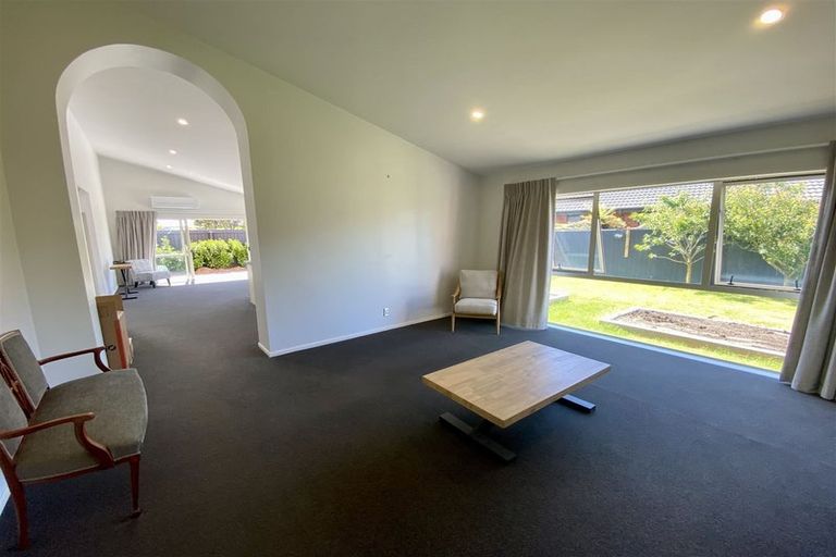 Photo of property in 73 Aston Drive, Waimairi Beach, Christchurch, 8083