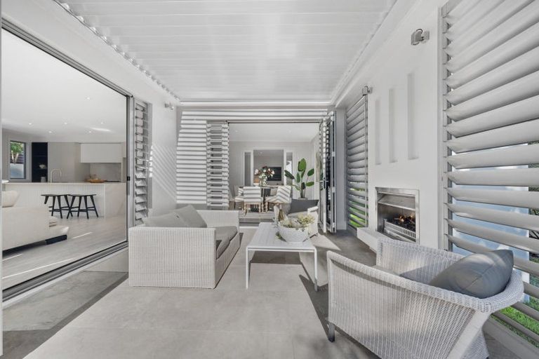 Photo of property in 25 Compass Way, Half Moon Bay, Auckland, 2012