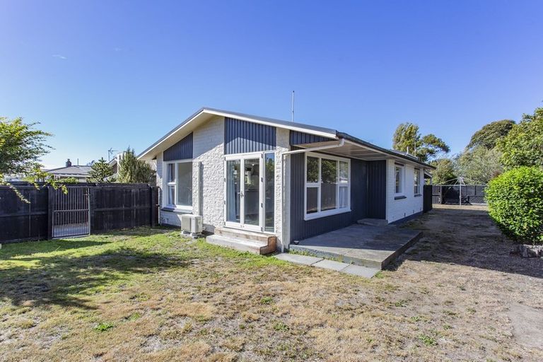 Photo of property in 15 Cottonwood Street, Parklands, Christchurch, 8083