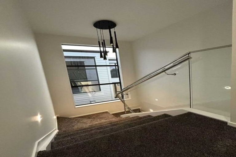 Photo of property in 26 The Boulevard, Sunnyhills, Auckland, 2010