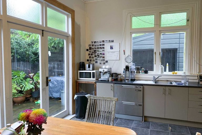 Photo of property in 10 Niger Street, Grey Lynn, Auckland, 1021