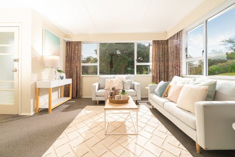 Photo of property in 100 Tilley Road, Paekakariki, 5034