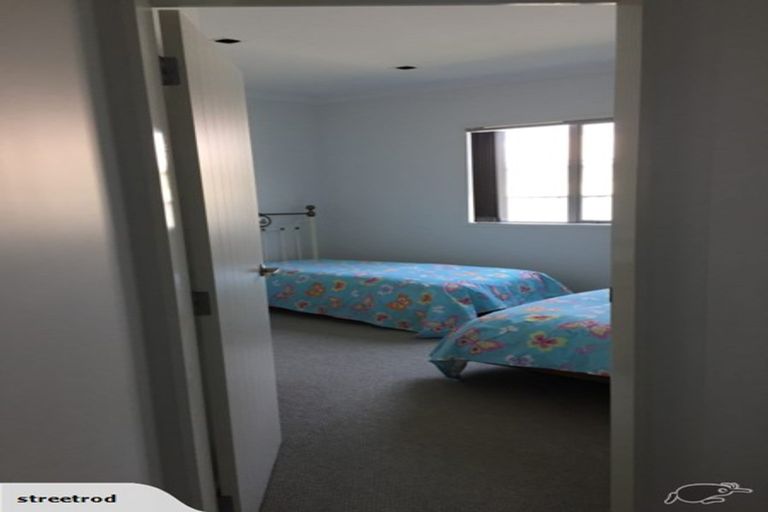 Photo of property in 106b Karewa Parade, Papamoa Beach, Papamoa, 3118