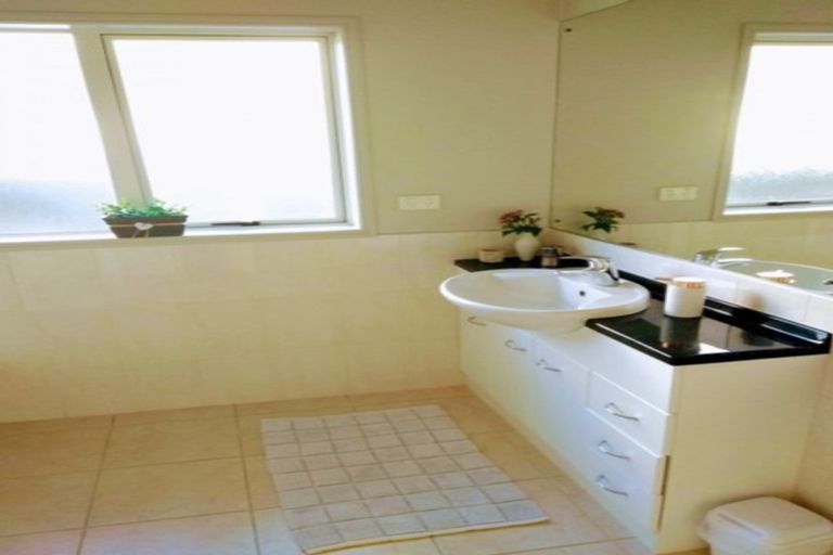 Photo of property in 9 Brechin Place, Wattle Downs, Auckland, 2103