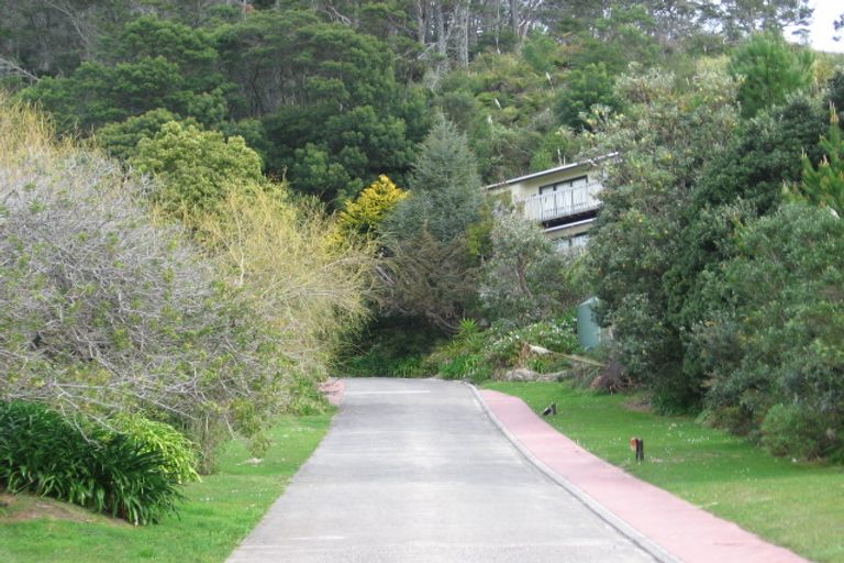 Photo of property in 11 Christine Terrace, Hahei, Whitianga, 3591