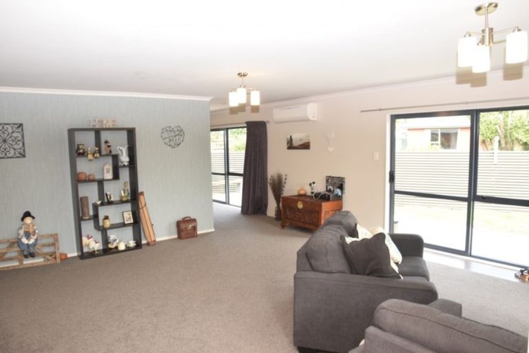 Photo of property in 26 Kirkbride Street, Wallacetown, 9816