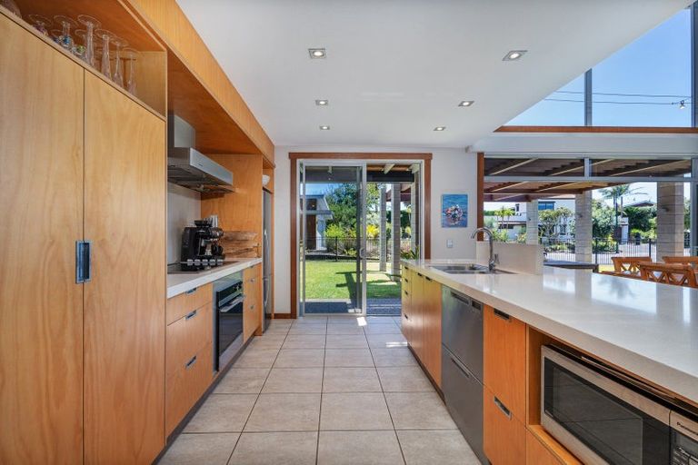 Photo of property in 1 School House Lane, Whitianga, 3510