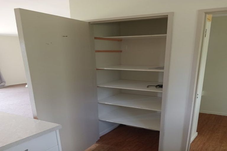 Photo of property in 112 Arrowsmith Road, Waitakere, Henderson, 0782