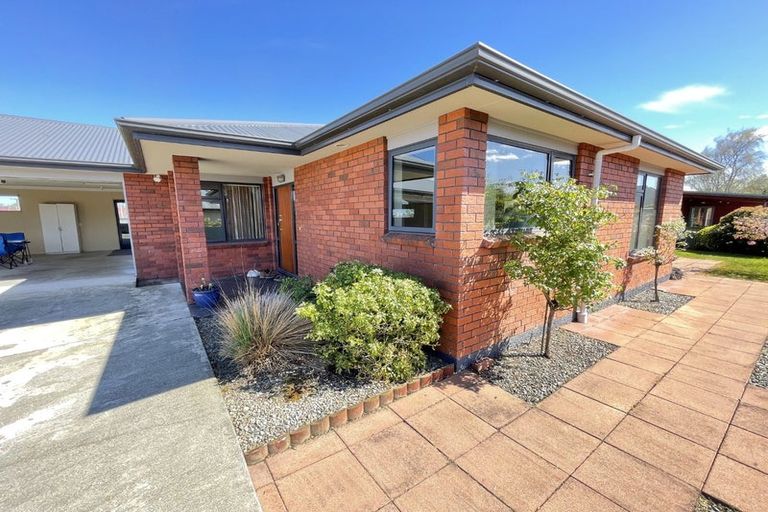 Photo of property in 6 Queen Street, Winton, 9720