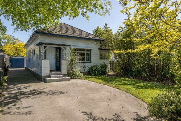 Photo of property in 31 Aylmer Street, Somerfield, Christchurch, 8024
