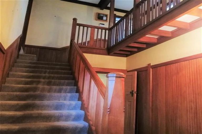 Photo of property in 35 Victoria Street, Hawera, 4610