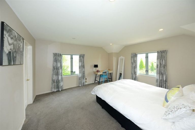 Photo of property in 95 Abberley Crescent, St Albans, Christchurch, 8014