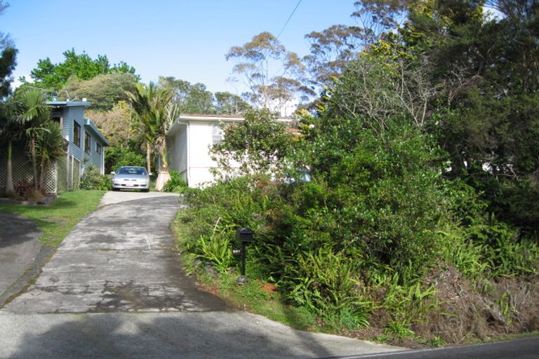 Photo of property in 667 Huia Road, Parau, Auckland, 0604