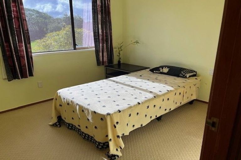 Photo of property in 13 Elvira Place, Ranui, Auckland, 0612