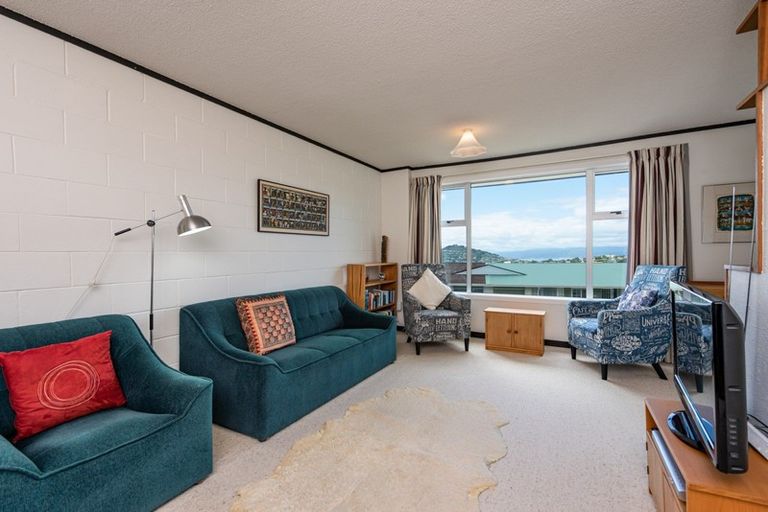 Photo of property in 7 Paparata Street, Karori, Wellington, 6012