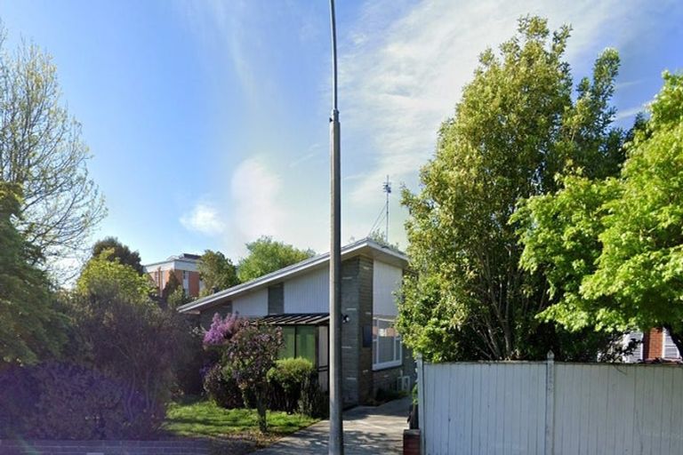 Photo of property in 1/5 Newbridge Place, Ilam, Christchurch, 8041