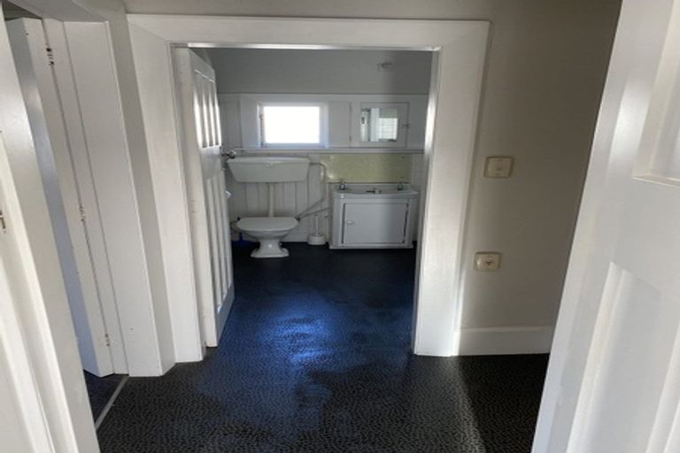 Photo of property in 5a Kauri Street, Woburn, Lower Hutt, 5011