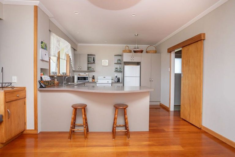 Photo of property in 27 Ruahine Street, Dannevirke, 4930