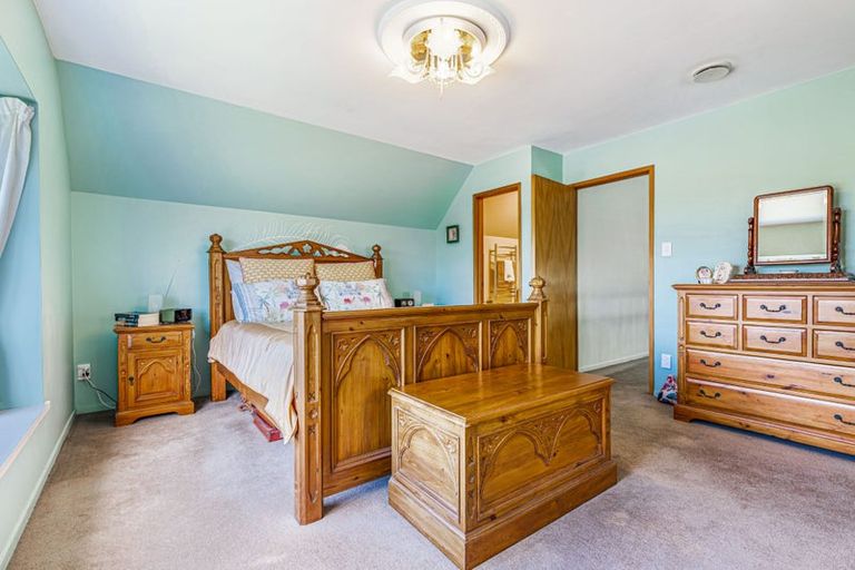 Photo of property in 31 Laingfield Terrace, Laingholm, Auckland, 0604