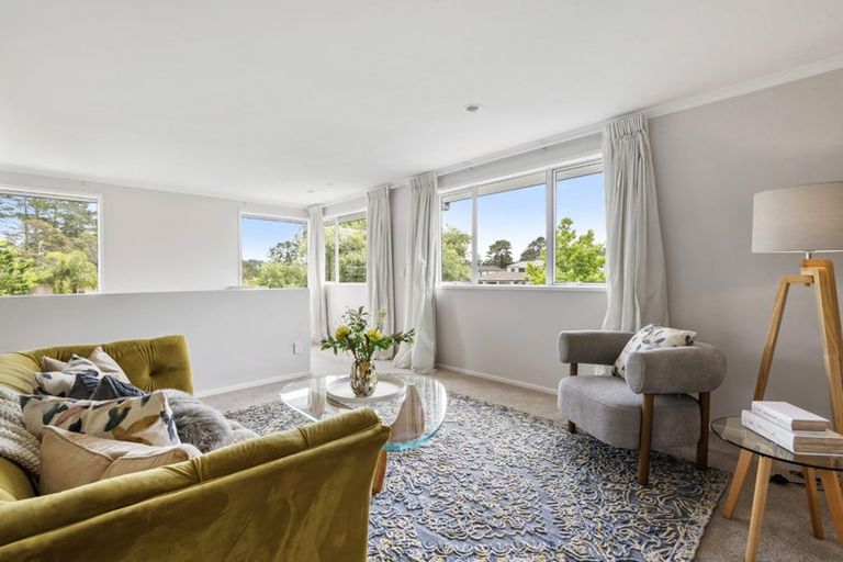 Photo of property in 47 English Oak Drive, Schnapper Rock, Auckland, 0632