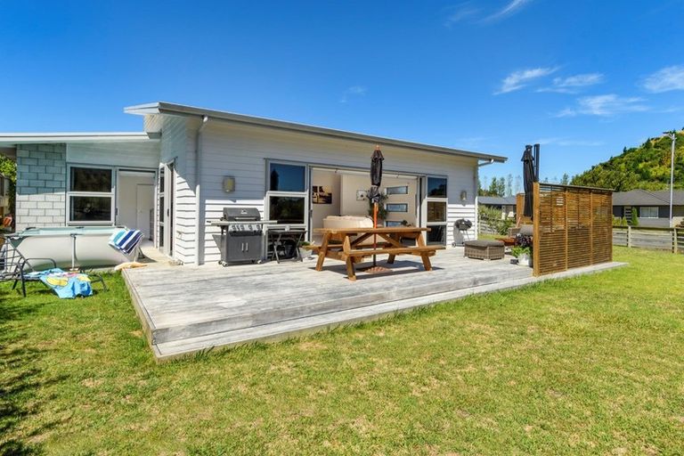 Photo of property in 259 Lakes Boulevard, Pyes Pa, Tauranga, 3112
