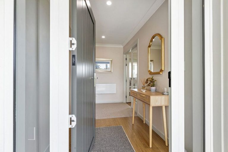 Photo of property in 69 Southdown Drive, Martinborough, 5781