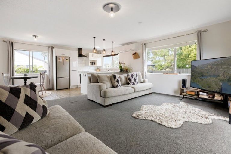 Photo of property in 21b Doncaster Drive, Papamoa Beach, Papamoa, 3118