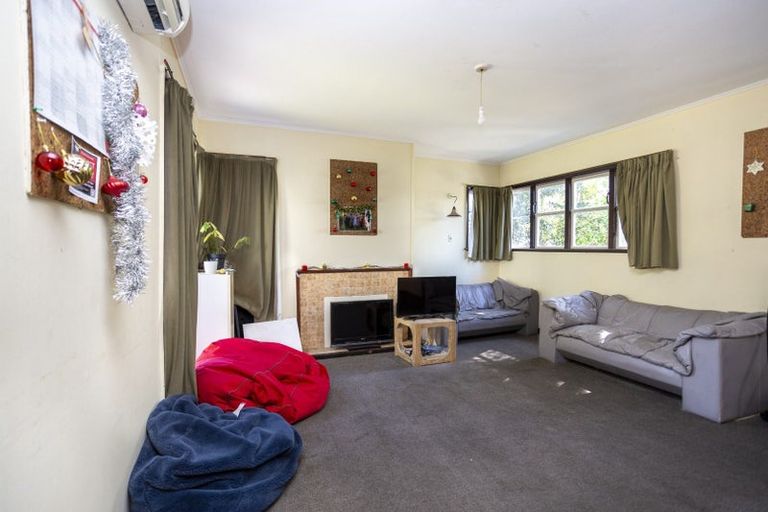 Photo of property in 27 Tika Street, Riccarton, Christchurch, 8041