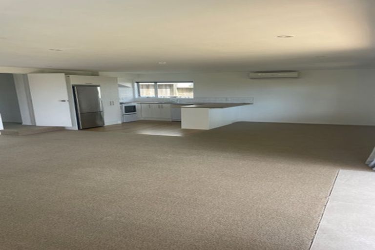 Photo of property in 1163 Papamoa Beach Road, Papamoa Beach, Papamoa, 3118