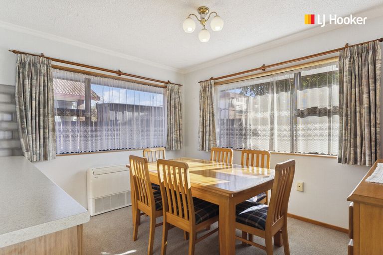 Photo of property in 11 Lochend Street, Musselburgh, Dunedin, 9013