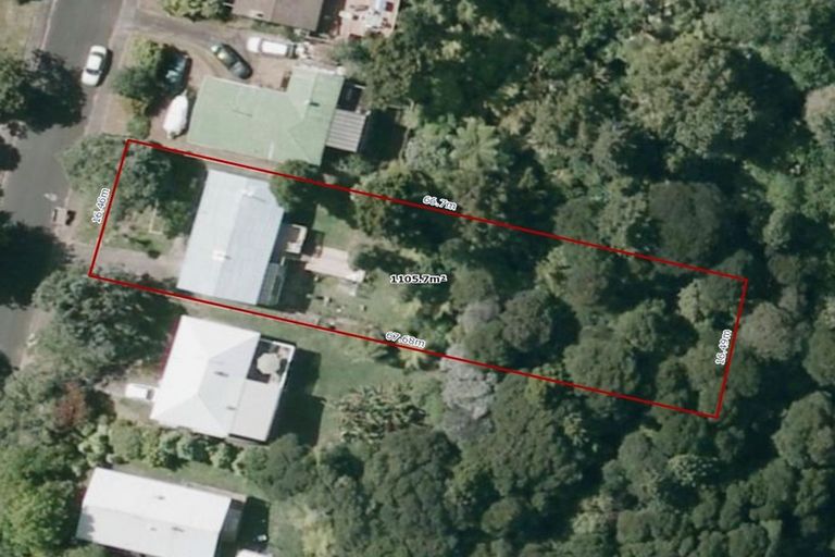 Photo of property in 30 Rimutaka Place, Titirangi, Auckland, 0604