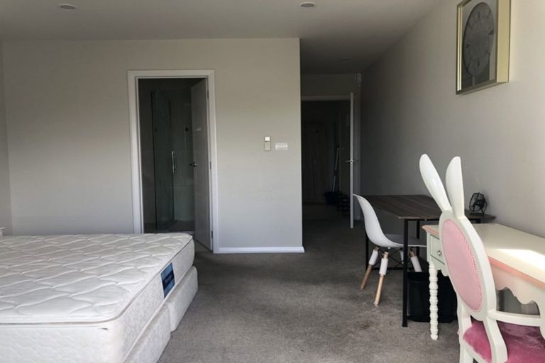 Photo of property in 3 Golden Morning Drive, Albany Heights, Auckland, 0632