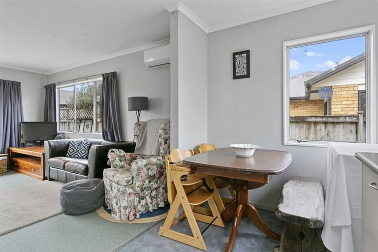 Photo of property in 38b Moore Street, Leamington, Cambridge, 3432