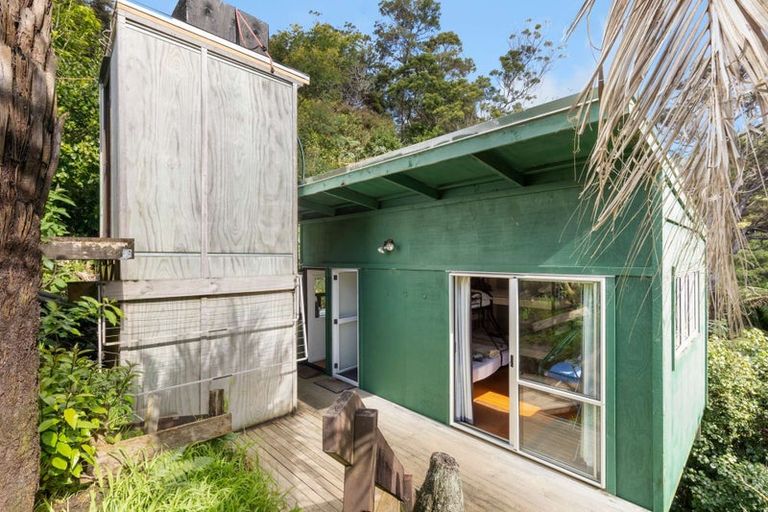 Photo of property in 18 Adlor Hill Road, Port Charles, Coromandel, 3584