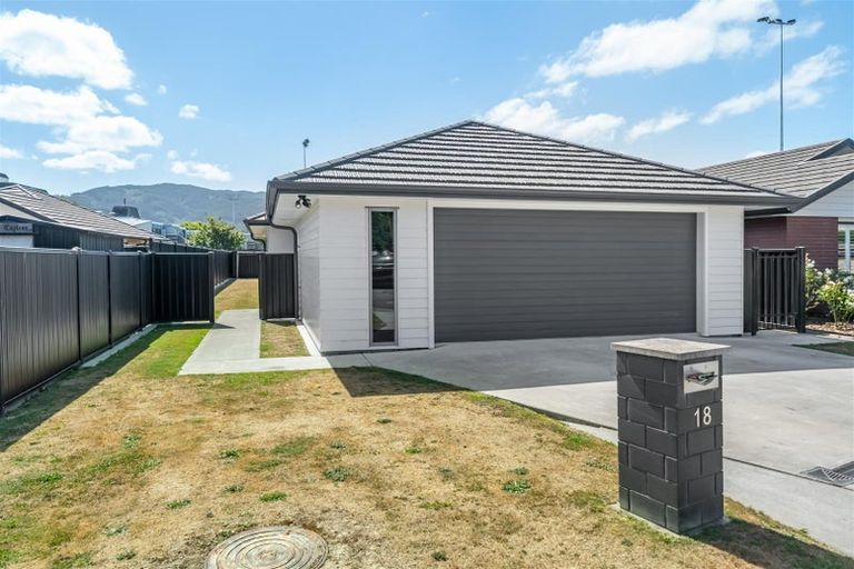 Photo of property in 18 Gallipoli Road, Trentham, Upper Hutt, 5018