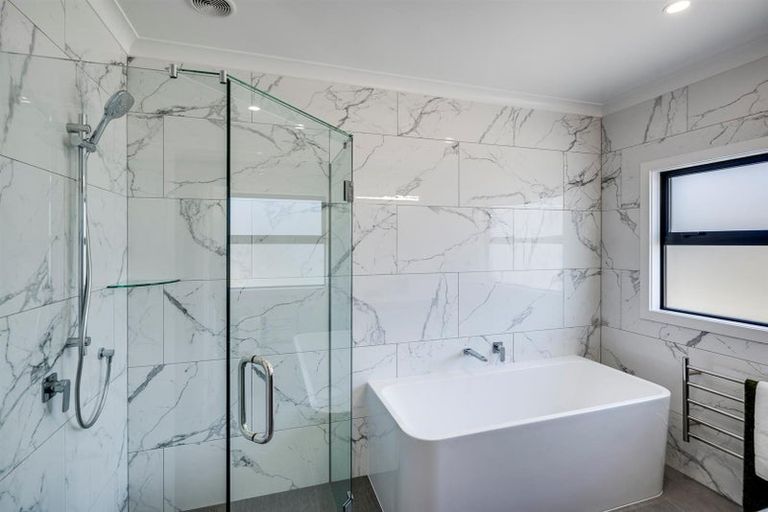 Photo of property in 15 Arihi Crescent, Frimley, Hastings, 4120