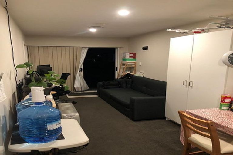 Photo of property in 16 Leith Court, Papatoetoe, Auckland, 2104