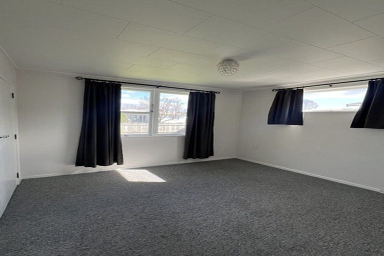 Photo of property in 2 Tasman Street, Havelock North, 4130
