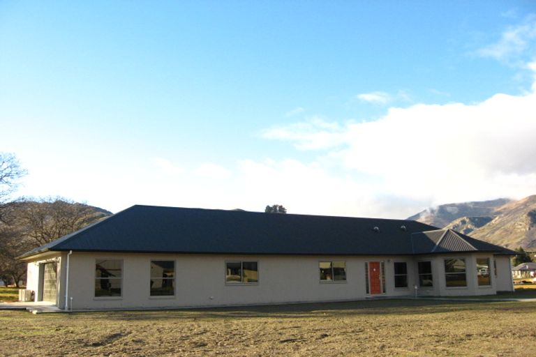 Photo of property in 4 Crawford Place, Lake Hayes, Queenstown, 9304