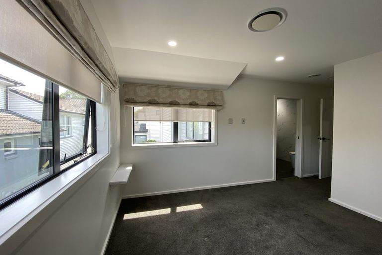 Photo of property in 35e Vincent Street, Howick, Auckland, 2014