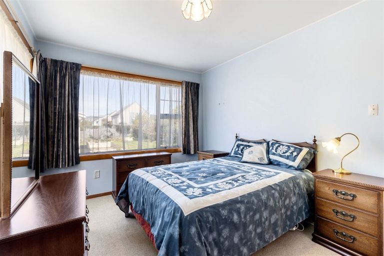 Photo of property in 15 Blakehall Place, Spreydon, Christchurch, 8024