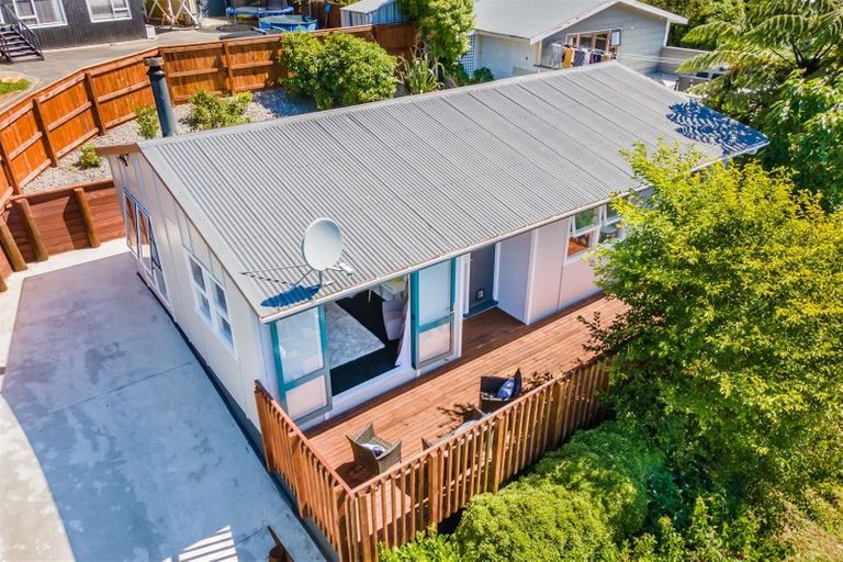 Photo of property in 17a Willis Grove, Wainuiomata, Lower Hutt, 5014