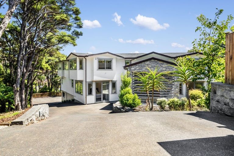 Photo of property in 293b Titirangi Road, Titirangi, Auckland, 0604